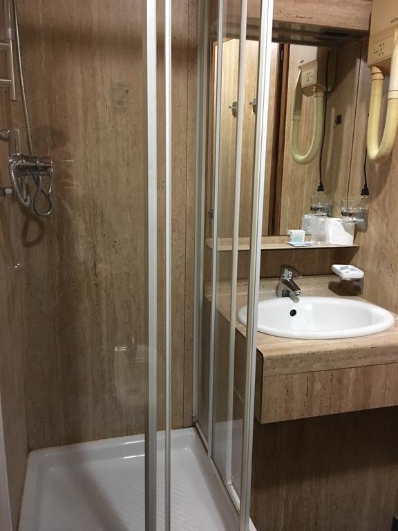 Hotel Socrate ラヴェーナ・ポンテ・トレーザ エクステリア 写真