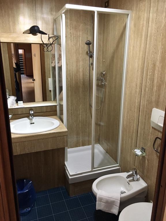 Hotel Socrate ラヴェーナ・ポンテ・トレーザ エクステリア 写真